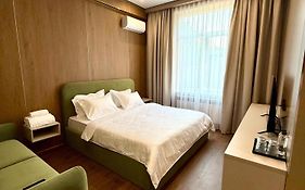 Meridian Hotel